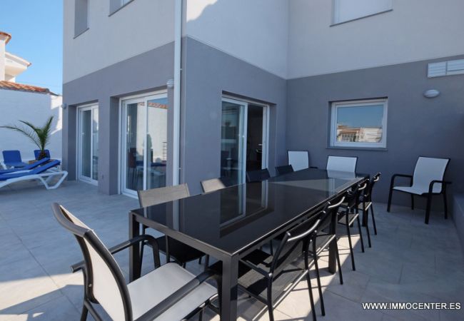 Villa en Empuriabrava - LV02 FRESER