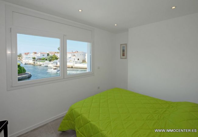 Villa en Empuriabrava - LV04 FRESER