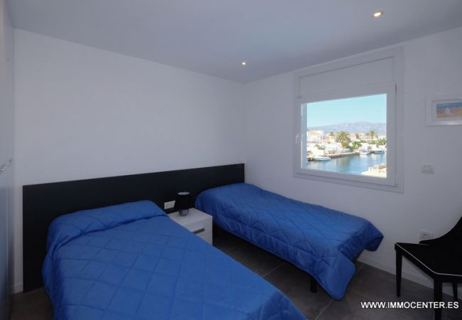 Villa en Empuriabrava - LV04 FRESER