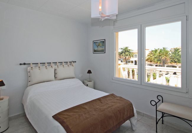 Villa en Empuriabrava - LV09 MEDES