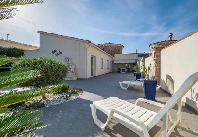 Villa en Empuriabrava - LV19 FALCONERA 19