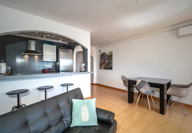 Apartamento en Empuriabrava - ILA25