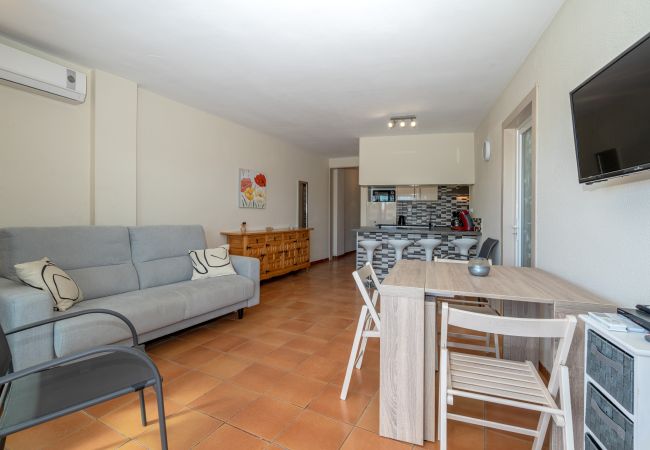 Apartamento en Empuriabrava - ILA30 POBLAT TIPIC