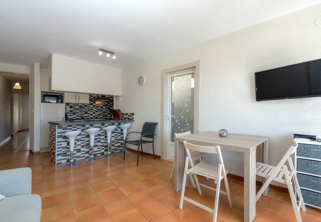 Apartamento en Empuriabrava - ILA30 POBLAT TIPIC