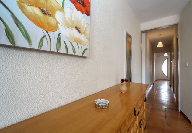 Apartamento en Empuriabrava - ILA30 POBLAT TIPIC