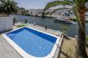 Villa en Empuriabrava - LV28 CAP RAS