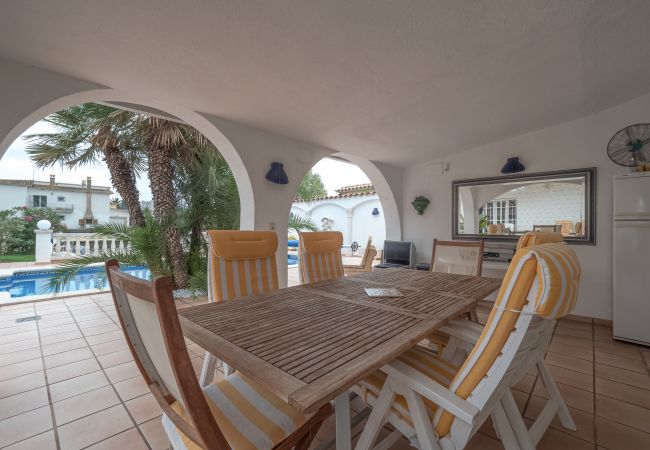 Villa en Empuriabrava - LV34 carmenço