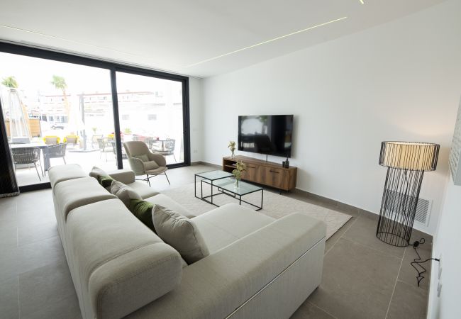 Villa en Empuriabrava - ILV10