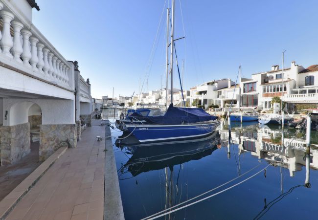 Casa adosada en Empuriabrava - LV36 PORT RHODAS