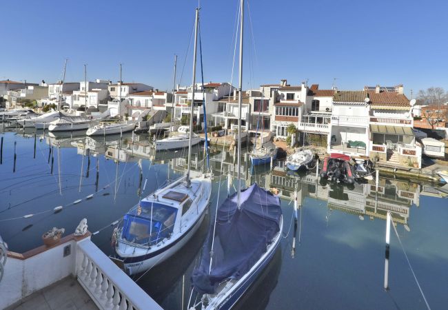 Casa adosada en Empuriabrava - LV36 PORT RHODAS