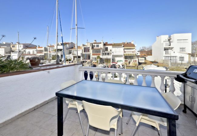 Casa adosada en Empuriabrava - LV36 PORT RHODAS