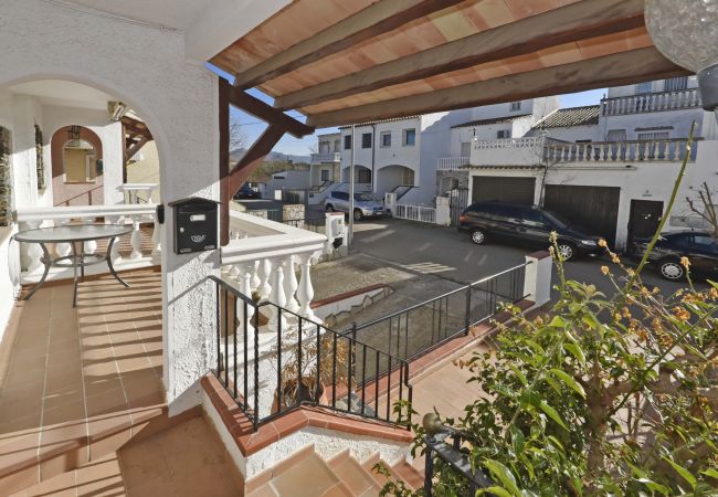 Casa adosada en Empuriabrava - LV36 PORT RHODAS