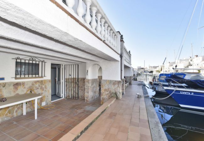 Casa adosada en Empuriabrava - LV36 PORT RHODAS