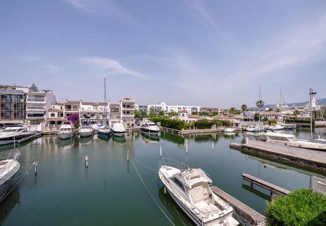 Casa adosada en Empuriabrava - LV12 SALINS