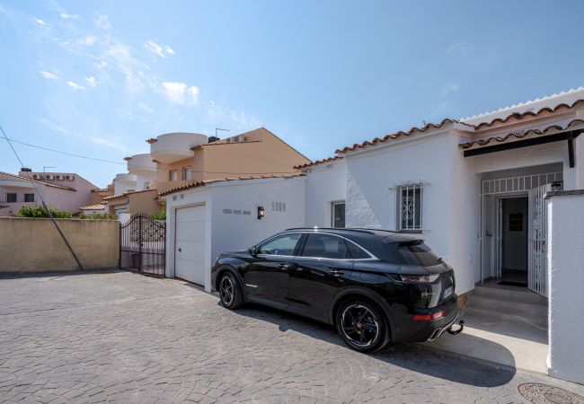 Villa en Empuriabrava - LV37 EBRE 29