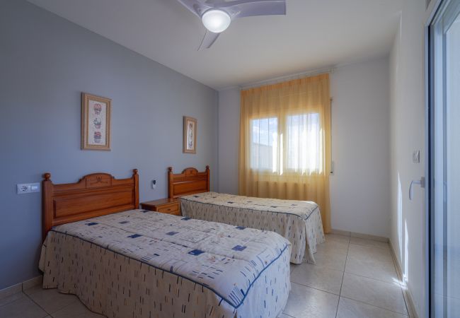 Villa en Empuriabrava - LV15 REQUEESENS