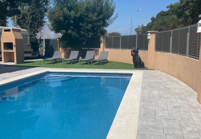 Villa en Empuriabrava - LV30 LLOBREGAT 24