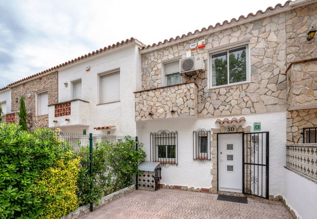 Casa adosada en Empuriabrava - LV41 liobregat