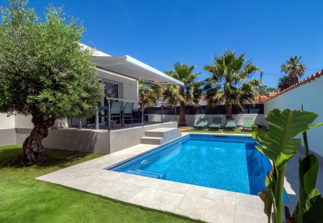 Villa en Empuriabrava - ILH03 MONTSENY