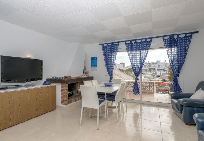 Casa adosada en Empuriabrava - LV21 LIOBREGAT