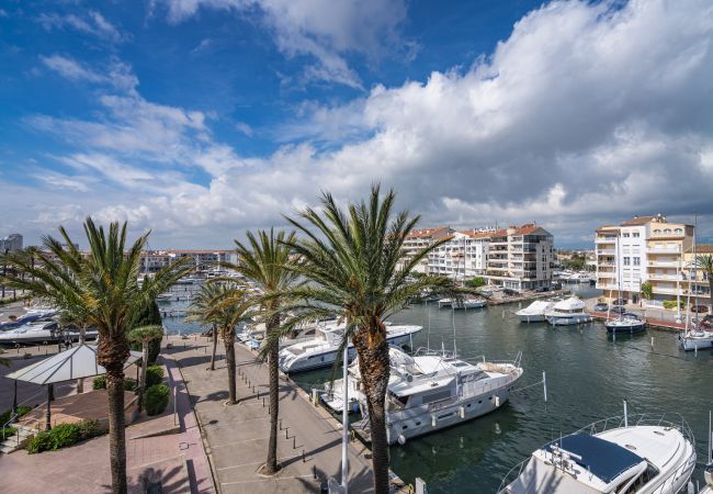 Apartamento en Empuriabrava - ILA04