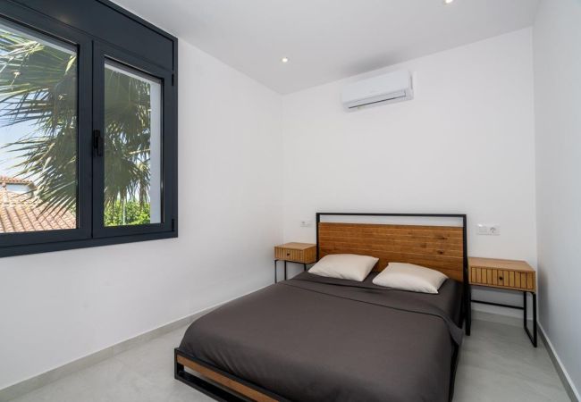 Villa en Empuriabrava - LV42 CARMENCO 67