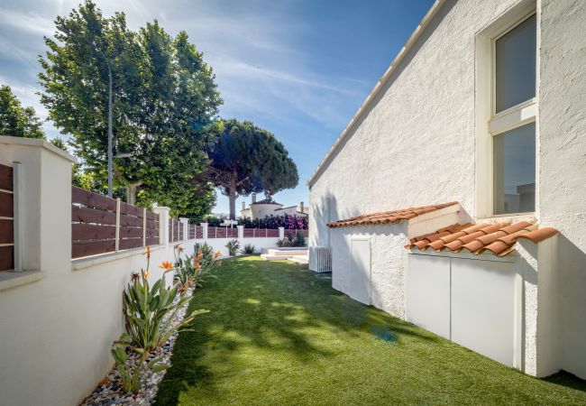 Casa en Empuriabrava - ILV01 MONTGRI