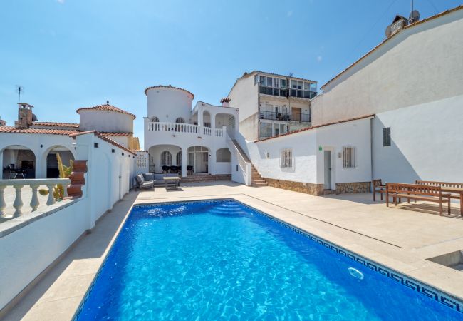 Casa en Empuriabrava - LV14 FRANCOLI