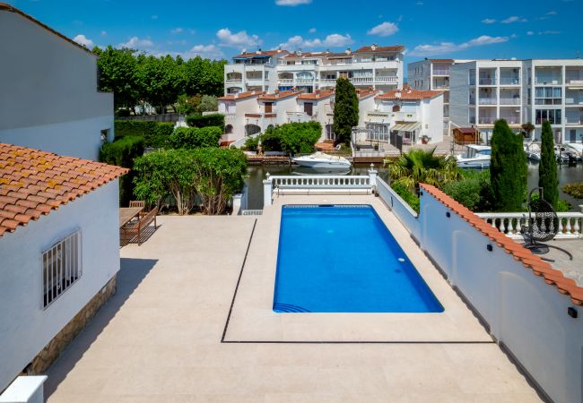 Casa en Empuriabrava - LV14 FRANCOLI