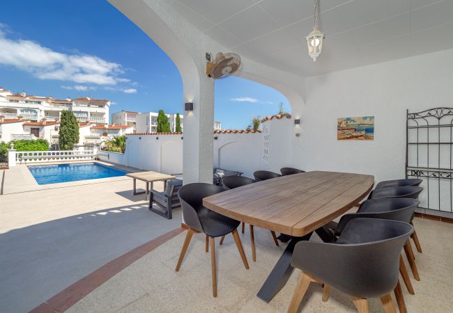 Casa en Empuriabrava - LV14 FRANCOLI
