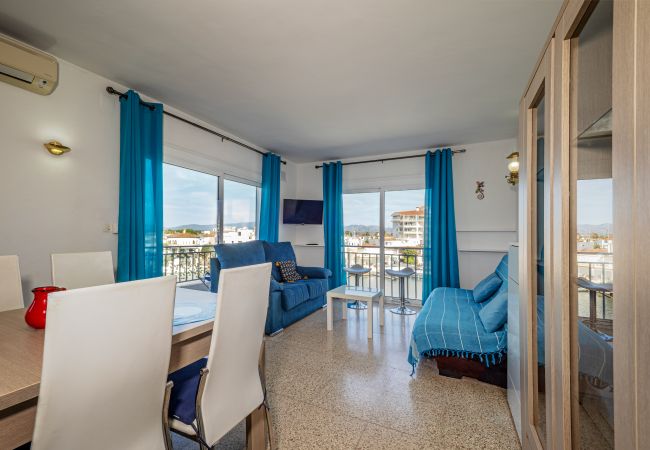 Apartamento en Empuriabrava - ILA13 POBLAT TIPIC