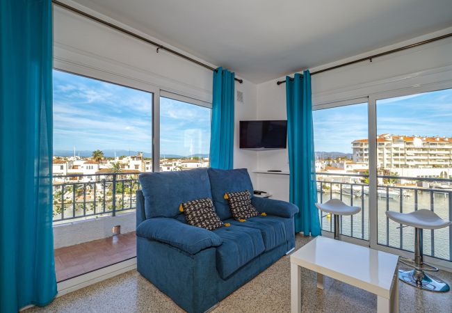Apartamento en Empuriabrava - ILA13 POBLAT TIPIC