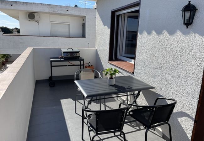 Apartamento en Empuriabrava - ILA24