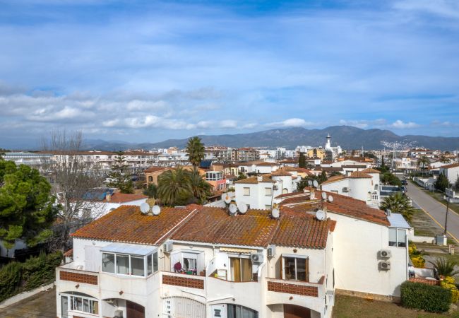 Apartamento en Empuriabrava - ILA15