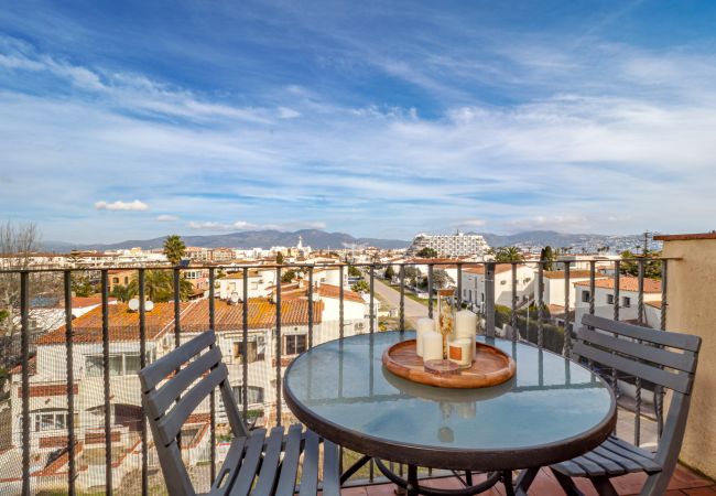 Apartamento en Empuriabrava - ILA15